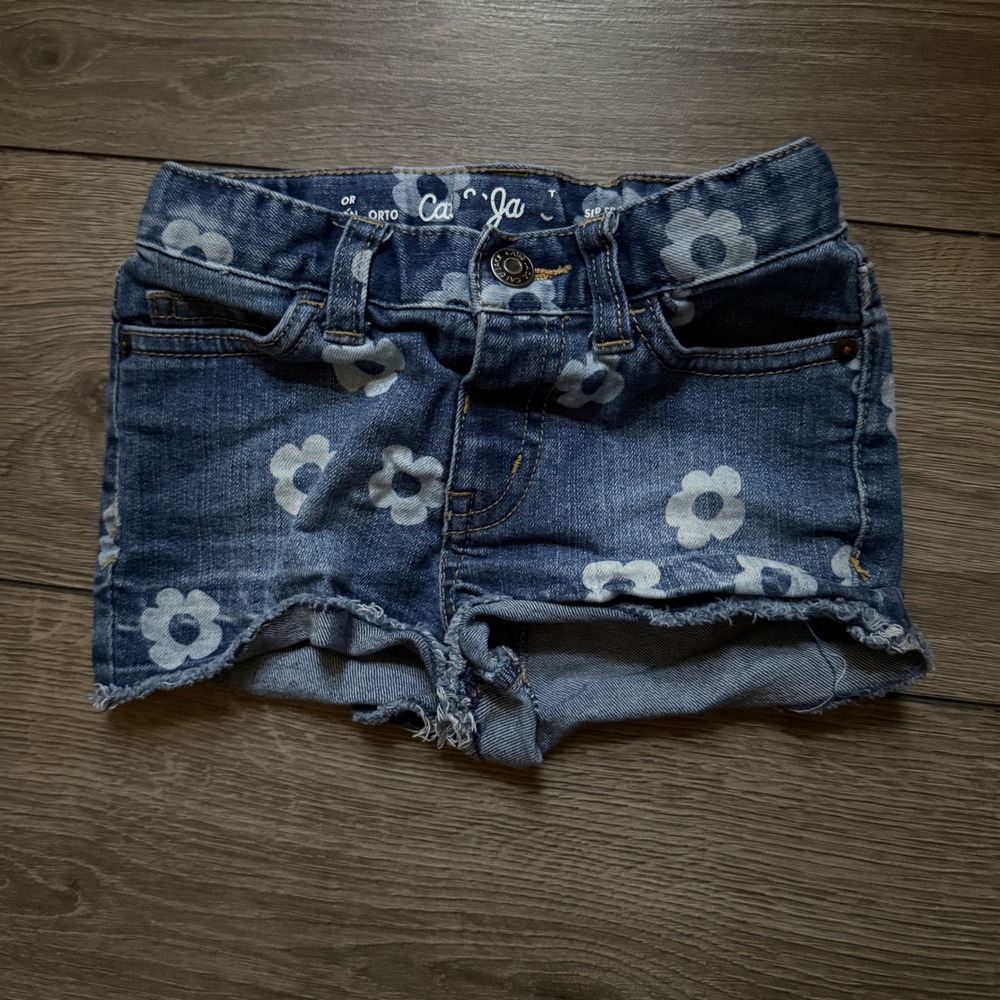 Cat & Jack Toddler Girls 2T Daisy Floral Blue‎ Denim Cutoff Shorts Frayed Hem